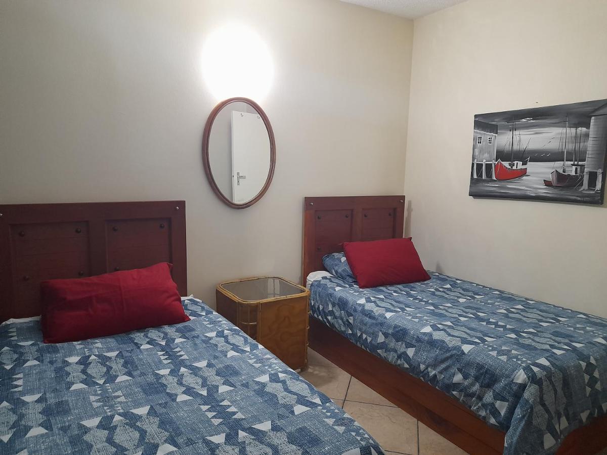 Stella Maris 194 Amazimtoti Self Catering Accommodation Аманцимтоти Екстериор снимка